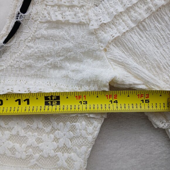 NEW Womens Small Y2K White Lace Tiered Fairy Grunge Long Bell Sleeve Dollete Top - Picture 4 of 12